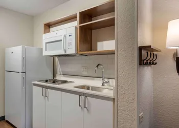 Extended Stay America Premier Suites Miami Coral Gables hotel thumbnail 8