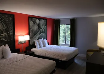 Namaste Inn & Suites Dawsonville hotel thumbnail 5