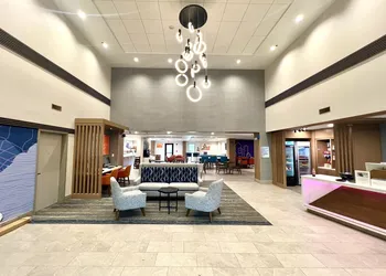 Holiday Inn Express Madison by IHG hotel thumbnail 5