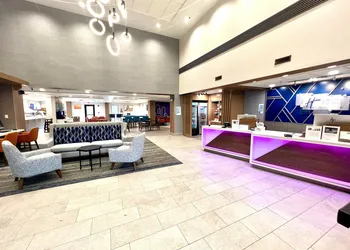 Holiday Inn Express Madison by IHG hotel thumbnail 6