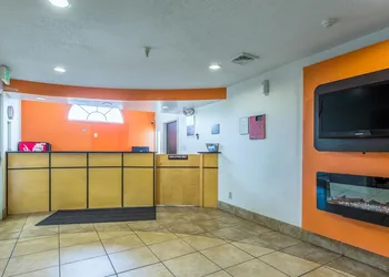 Motel 6 Indianapolis Carmel hotel thumbnail 2
