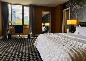 Le Méridien Charlotte hotel thumbnail 3