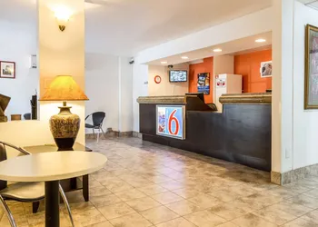 Motel 6 Glendale, AZ hotel thumbnail 7