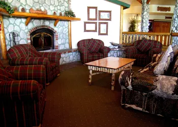 Holiday Inn Resort The Lodge At Big Bear Lake by IHG hotel thumbnail 2