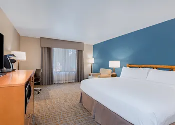 Holiday Inn Resort The Lodge At Big Bear Lake by IHG hotel thumbnail 7