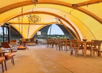 Under Canvas West Yellowstone hotel thumbnail 2