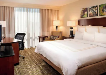 Charleston Marriott Town Center hotel thumbnail 6