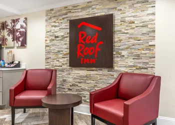 Red Roof Inn Raleigh Northeast - Downtown hotel thumbnail 2