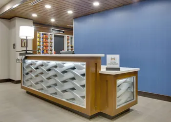 Hampton Inn & Suites Tyler-South hotel thumbnail 2