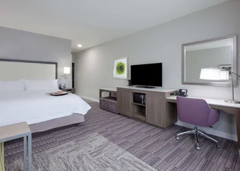 Hampton Inn & Suites Tyler-South hotel thumbnail 7