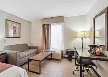 Quality Inn & Suites Dawsonville hotel thumbnail 6