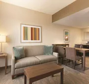 Embassy Suites by Hilton Akron Canton Airport hotel detail image 5