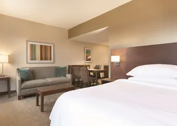 Embassy Suites by Hilton Akron Canton Airport hotel thumbnail 7