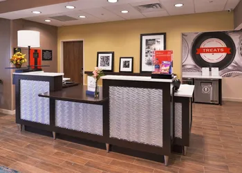 Hampton Inn Leavenworth hotel thumbnail 2