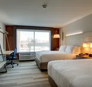 Holiday Inn Express & Suites Galesburg by IHG hotel detail image 3