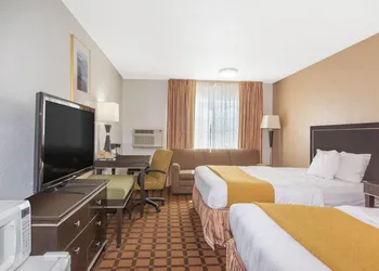 Umpqua Valley Hotel hotel thumbnail 2