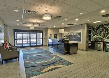 Hampton Inn & Suites Albuquerque Airport hotel thumbnail 2