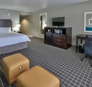 Hampton Inn & Suites Albuquerque Airport hotel detail image 4
