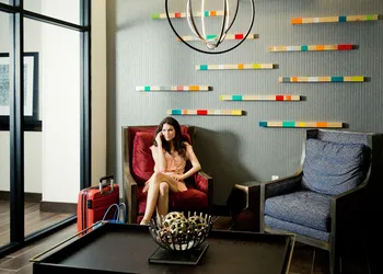Hampton Inn & Suites Dallas Downtown hotel thumbnail 2