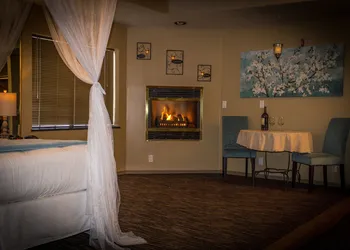 POSTMARC Hotel and Spa Suites hotel thumbnail 6