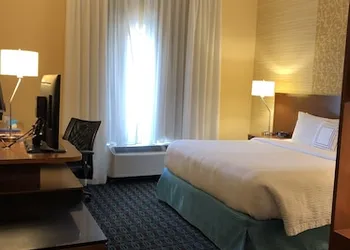 Fairfield Inn & Suites by Marriott Austin San Marcos hotel thumbnail 4