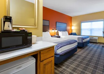 AmericInn by Wyndham Fulton Clinton hotel thumbnail 8