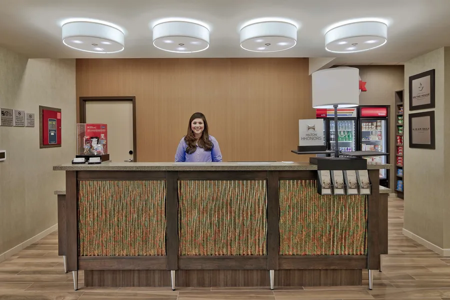 Hampton Inn & Suites Artesia hotel detail image 2