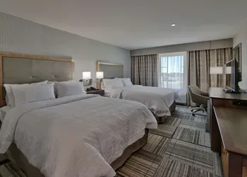 Hampton Inn & Suites Artesia hotel thumbnail 5