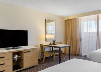 DoubleTree by Hilton Hotel Golf Resort Palm Springs hotel thumbnail 8