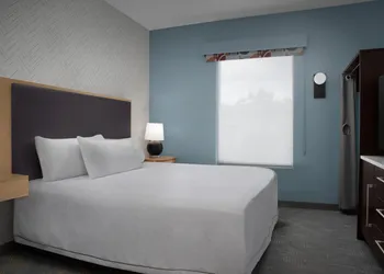 Home2 Suites by Hilton Lake City hotel thumbnail 8