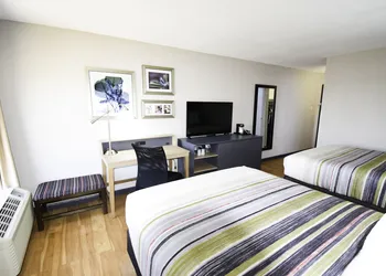Country Inn & Suites by Radisson, North Little Rock, AR hotel thumbnail 6