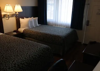 Days Inn by Wyndham Santa Maria hotel thumbnail 5