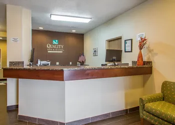 Quality Inn & Suites Bloomington I-55 and I-74 hotel thumbnail 2