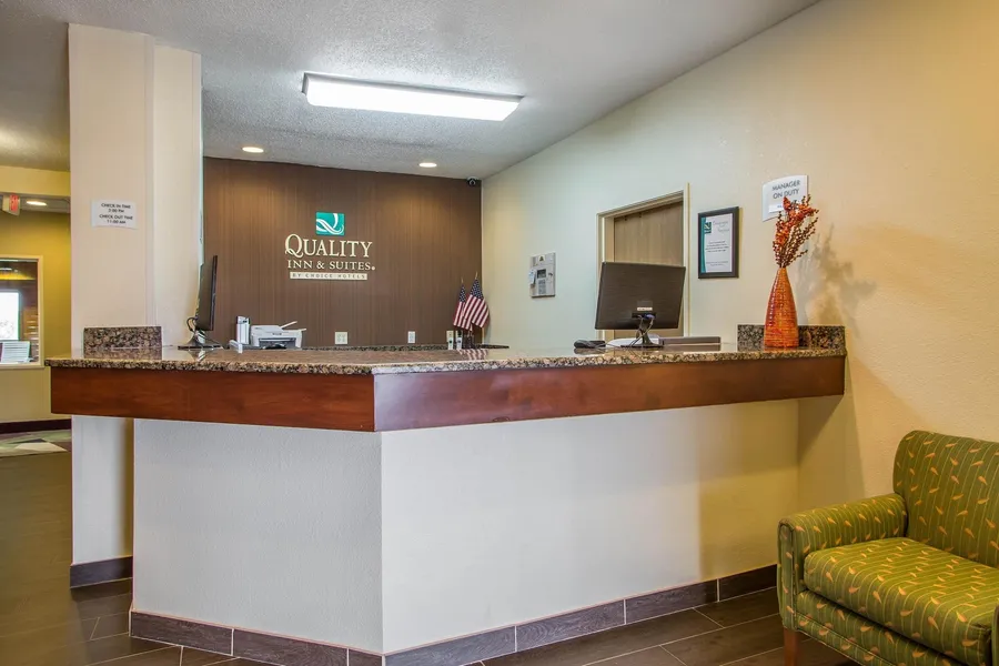 Quality Inn & Suites Bloomington I-55 and I-74 hotel detail image 2