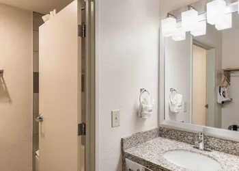 Quality Inn Williams Near Grand Canyon hotel thumbnail 8