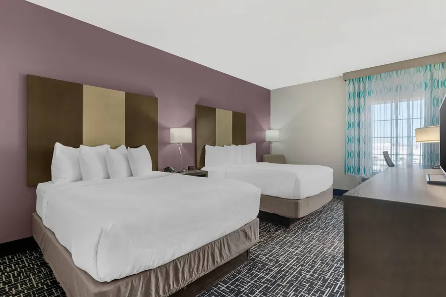 Comfort Inn & Suites hotel detail image 6