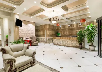 Ramada by Wyndham Flushing Queens hotel thumbnail 3