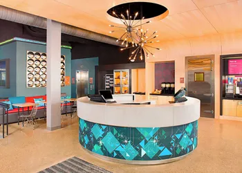 Aloft Beachwood hotel thumbnail 3