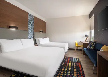 Aloft Beachwood hotel thumbnail 7