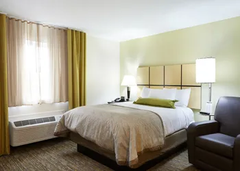 Candlewood Suites Kenedy by IHG hotel thumbnail 6