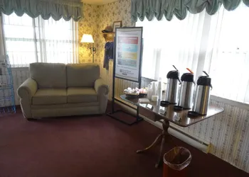Amish Country Motel hotel thumbnail 3