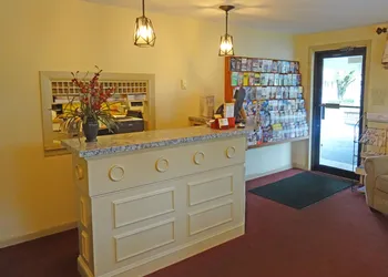 Amish Country Motel hotel thumbnail 5