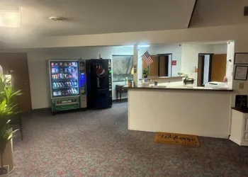 Americas Best Value Inn & Suites Clear Lake hotel thumbnail 3