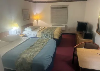 Americas Best Value Inn & Suites Clear Lake hotel thumbnail 6