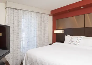 Residence Inn by Marriott Grand Rapids Airport hotel thumbnail 4