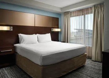 Residence Inn by Marriott Grand Rapids Airport hotel thumbnail 8