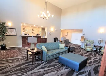AmeriVu Inn and Suites - Chisago City hotel thumbnail 2