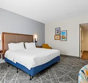 Hampton Inn & Suites Claremore hotel detail image 4