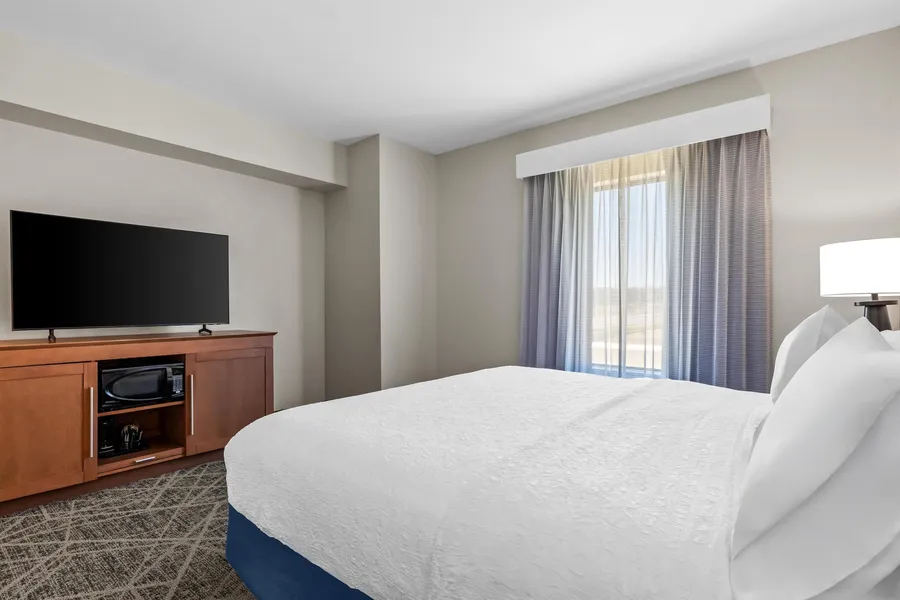 Hampton Inn & Suites Claremore hotel detail image 6