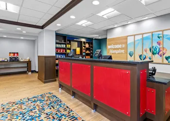 Hampton Inn & Suites Claremore hotel thumbnail 3
